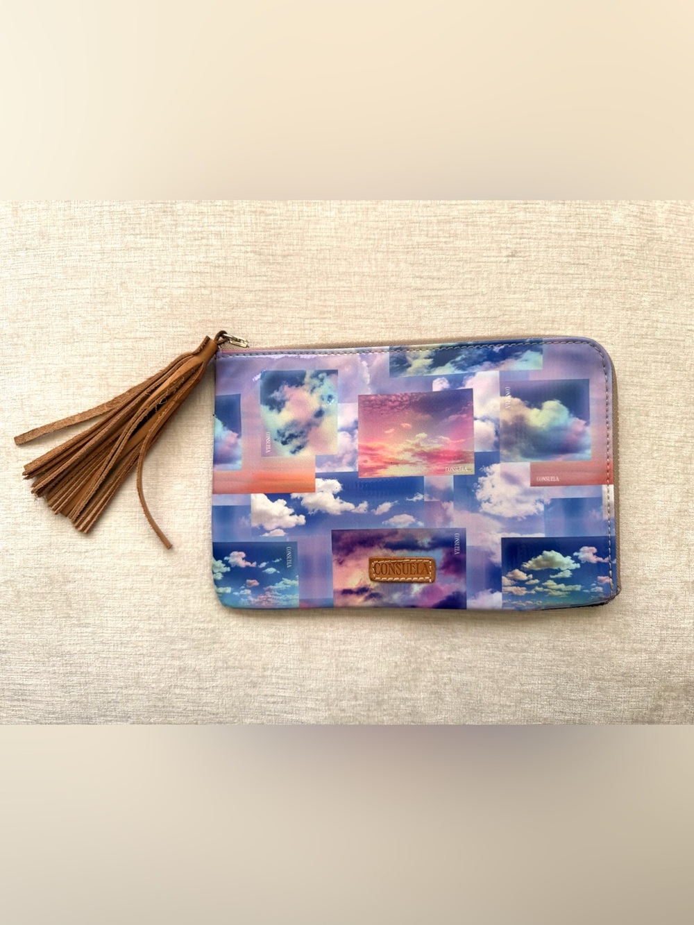 NWOT Consuela Mandy L Shaped clutch Cloud Zip Wristlet bag, Tan Tassel